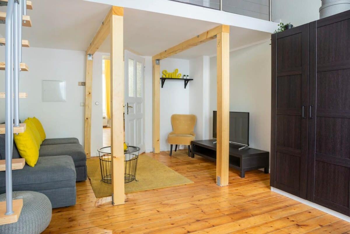 Modern Plus Ac Plus Selfcheckin Berlin Bagian luar foto